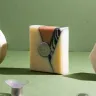 3 savons + porte-savon